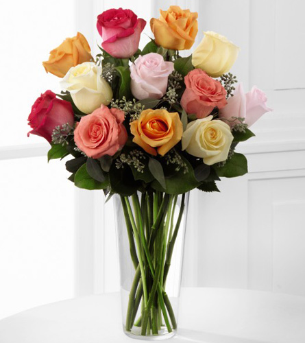 FTD's Graceful Grandeur Rose Bouquet 